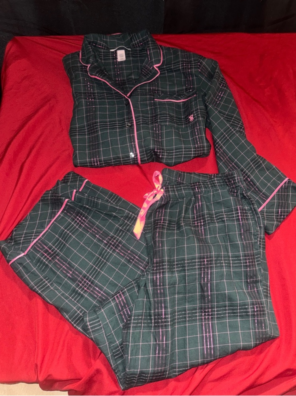 Victoria's Secret Dark Green Plaid Pajama Set with Pink Trim